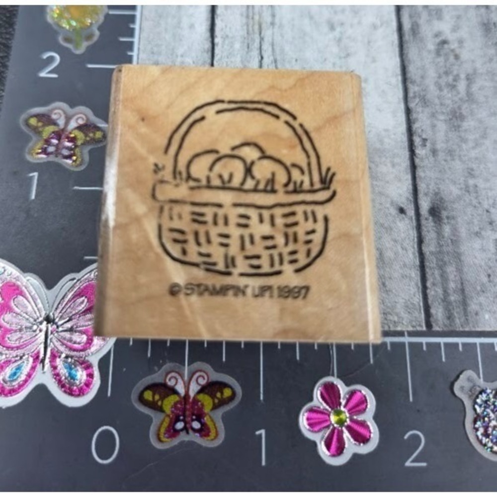 Stampin' Up! Easter Eggs Basket 1997 Rubber Stamp Wood #O9